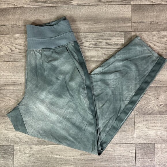 Athleta Printed Pull On Nolita Slim Tapered Cropped Pants Green sz 4 - Picture 1 of 6